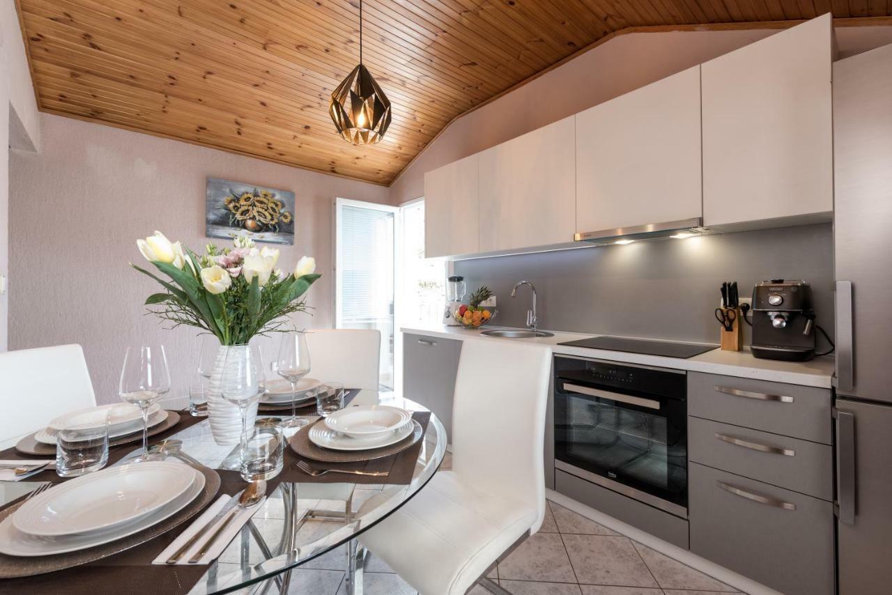 Lola Apartment Veprinac Luaran gambar